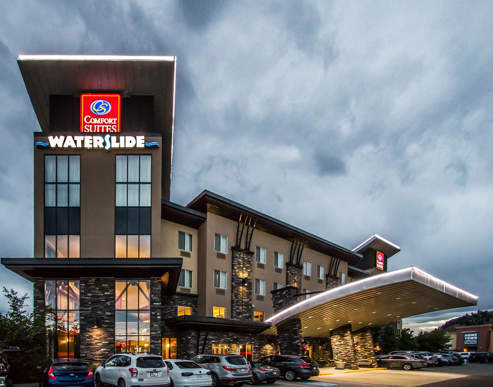 Comfort Suites Kelowna has been named as one of the top Choice hotels in Canada for hospitality and service